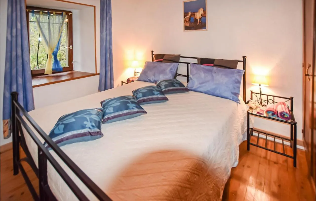 Holiday home 3 Bedroom Nice Home In Intres Saint-Agreve