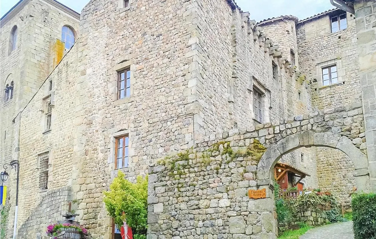 3 Bedroom Nice Home In Intres Saint-Agreve France